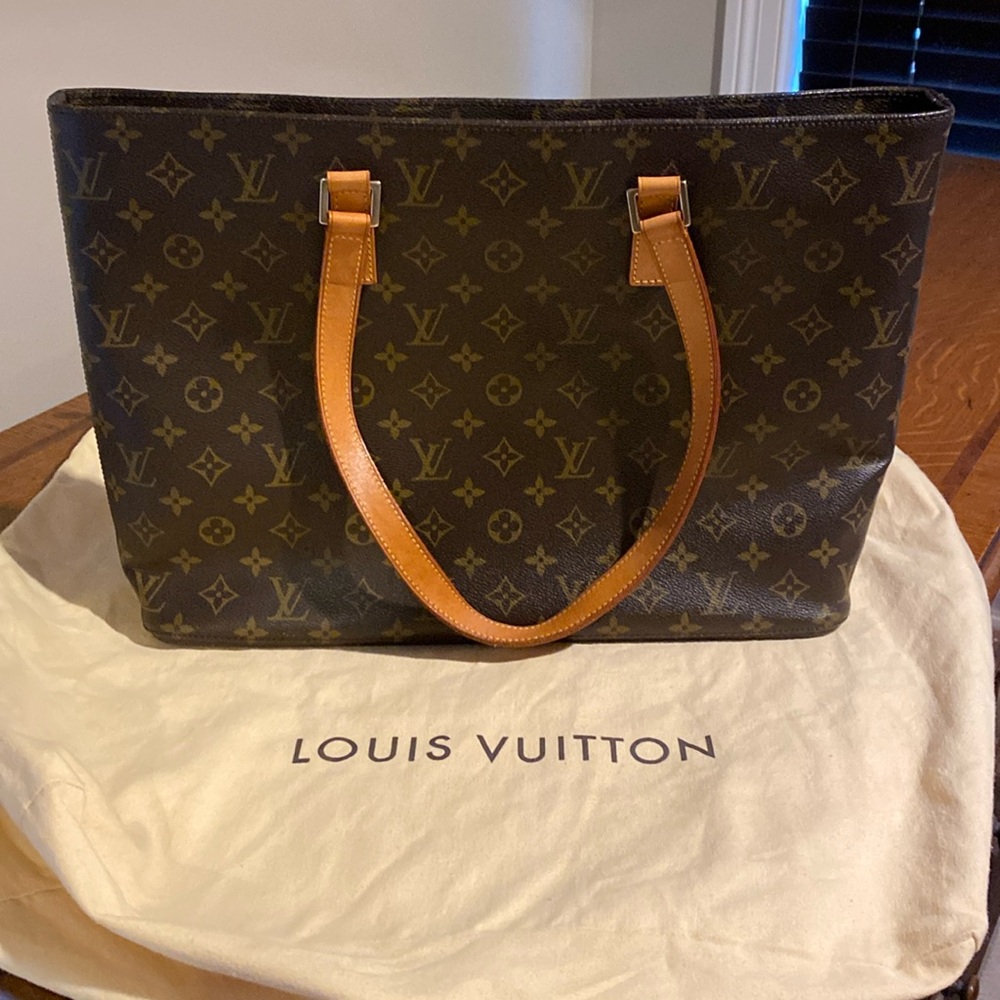 Louis Vuitton Luco tote
